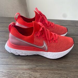 Nike Infinity react fly knit